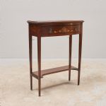 681923 Console table